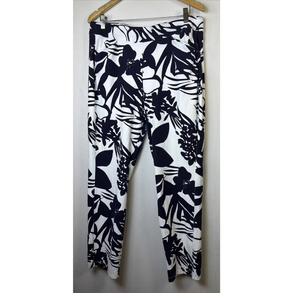 Chico's 2.5 Travelers vacation Hawaii Tropical Floral resort Ankle Pants Navy 14 - Picture 6 of 14